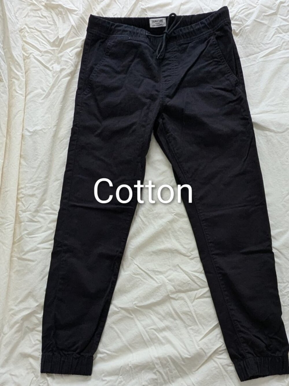👖 Levis Signature Joggers - Black - Size S - Like New (Worn Once)